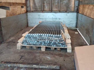 Шпилька резьбовая
